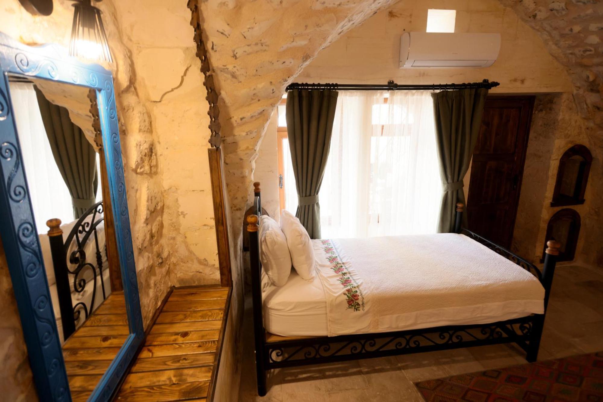 Astarte Hotel ชานลูร์ฟา ภายนอก รูปภาพ