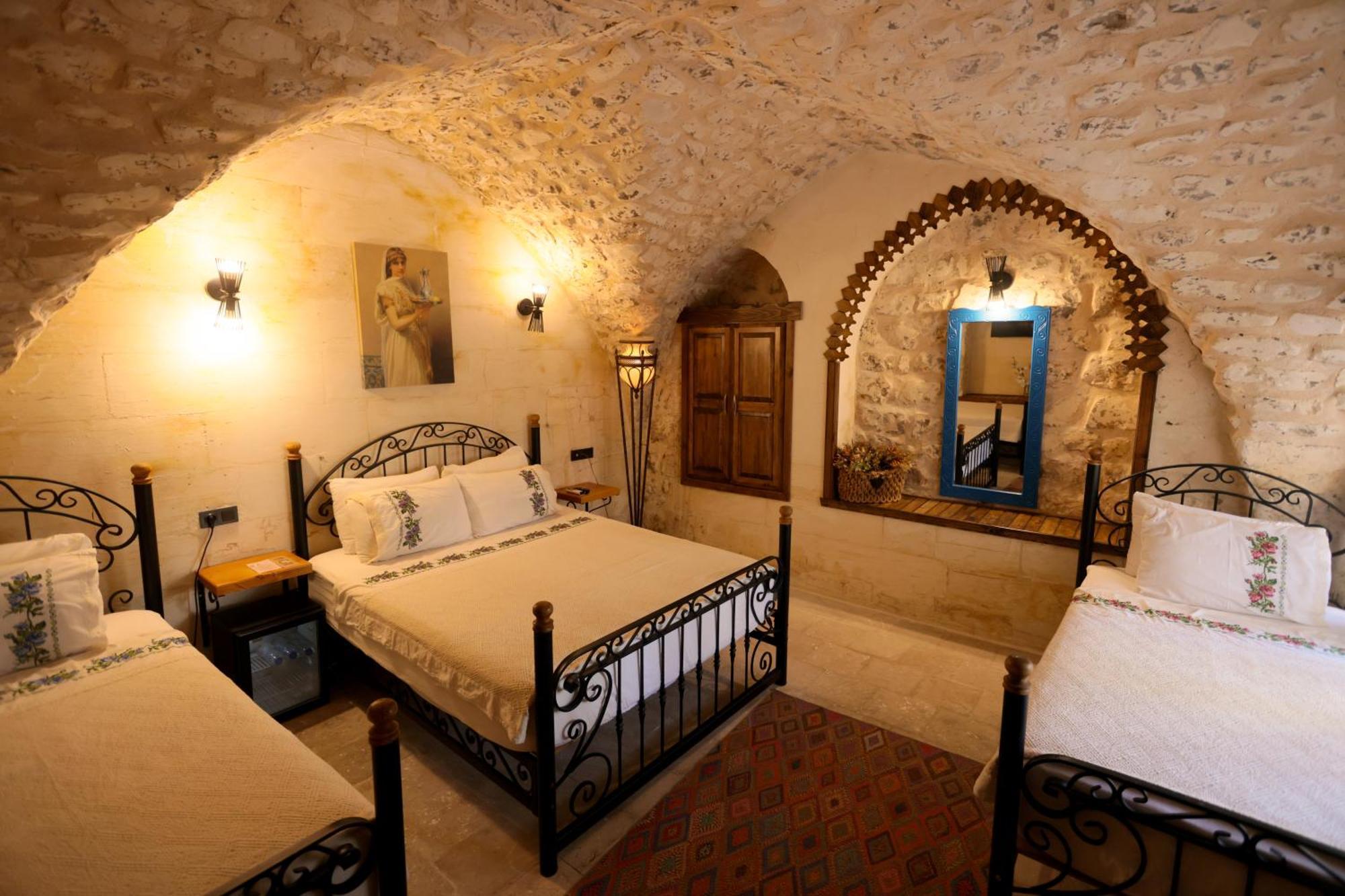 Astarte Hotel ชานลูร์ฟา ภายนอก รูปภาพ