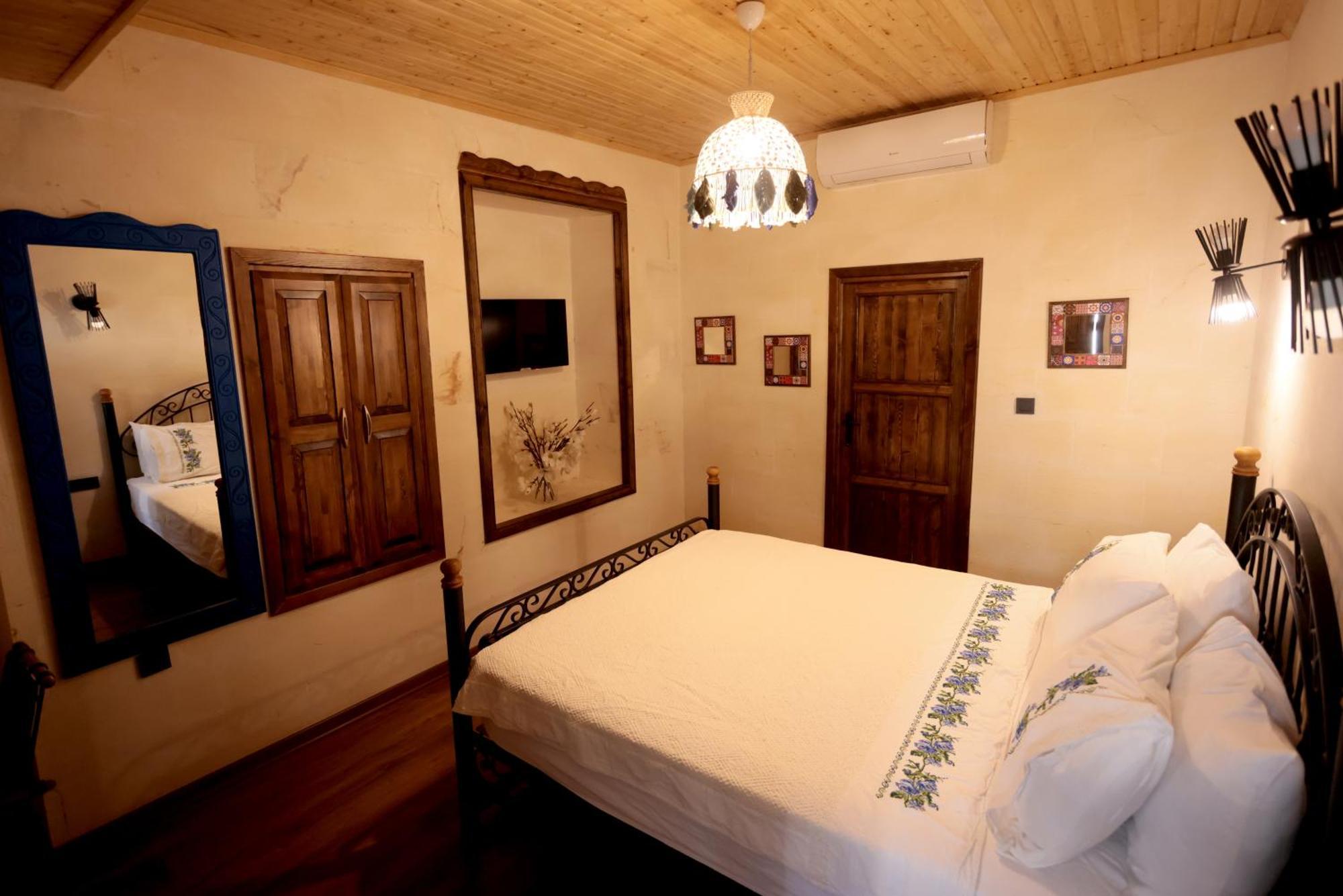 Astarte Hotel ชานลูร์ฟา ภายนอก รูปภาพ